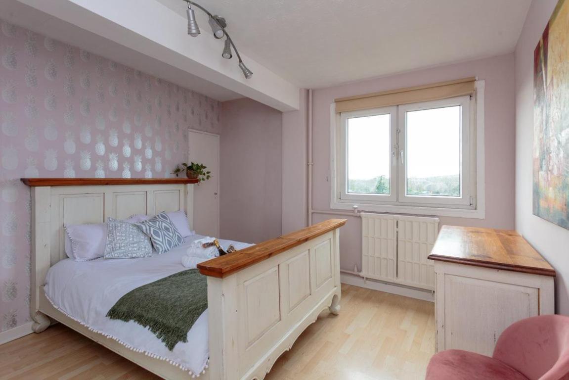 Gorgeous 3-Bed Flat, 15 Minutes To City Centre Edimburgo Esterno foto